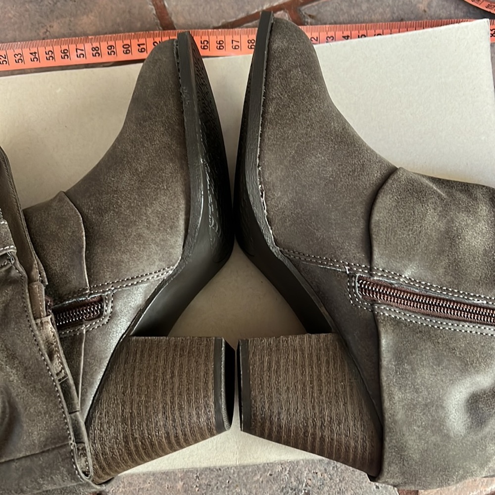 NEW* Jellypop "Roslyn" Tall Boots - Picture 11 of 11